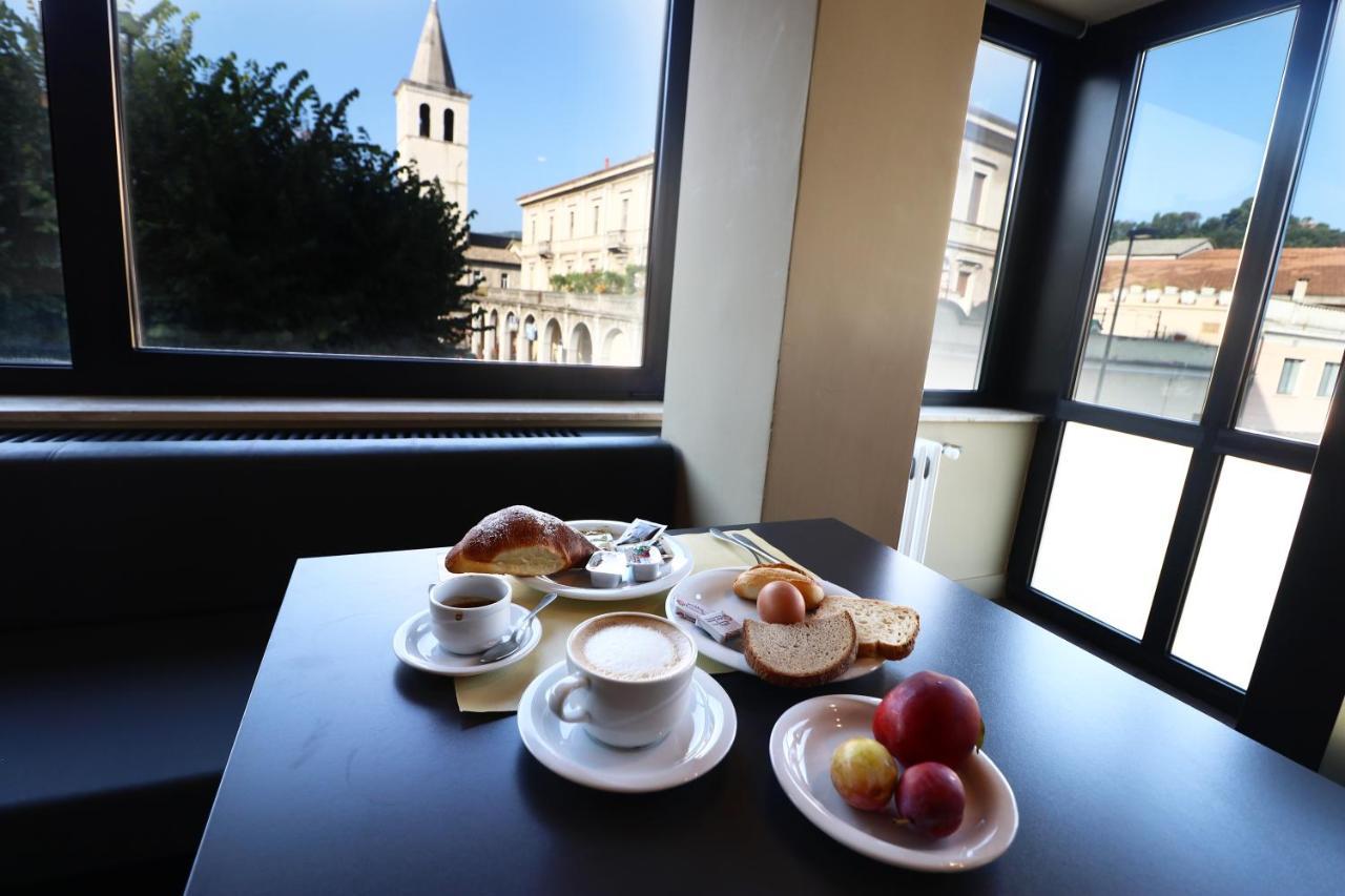 Hotel Clarici Spoleto Exteriér fotografie